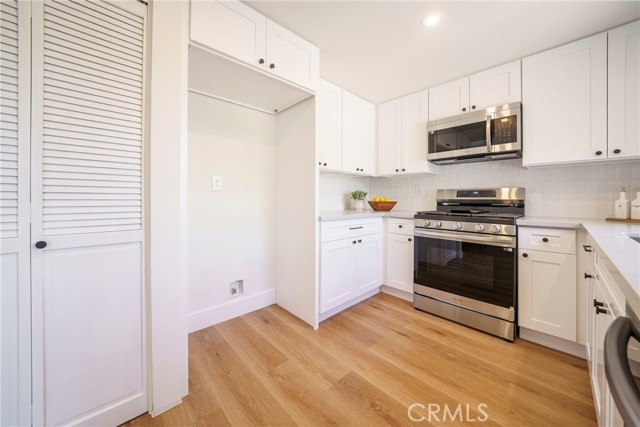 16501 Dundee Court, La Mirada CA: https://media.crmls.org/medias/6926d5ff-d039-4231-9ef6-6da0e40e3ecb.jpg