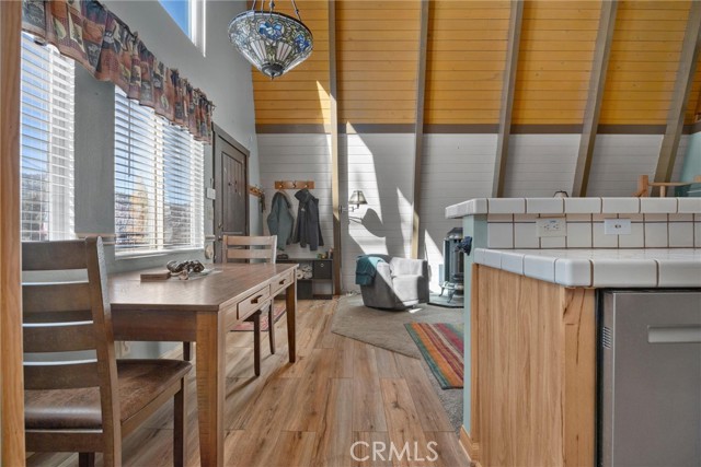 Detail Gallery Image 15 of 51 For 2116 Glacier Dr, –,  CA 93222 - 3 Beds | 1 Baths