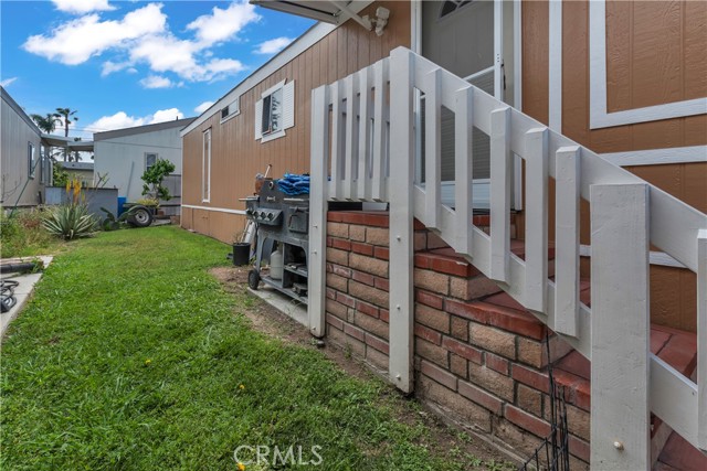 Detail Gallery Image 3 of 22 For 7887 Lampson Ave, Garden Grove,  CA 92841 - 1 Beds | 1 Baths