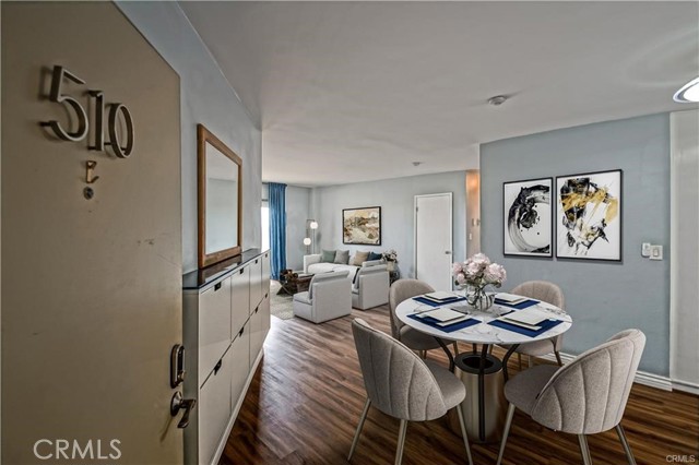 1108 Camino Real, Redondo Beach CA: https://media.crmls.org/medias/69285817-927f-4054-90f4-c36889f8a265.jpg