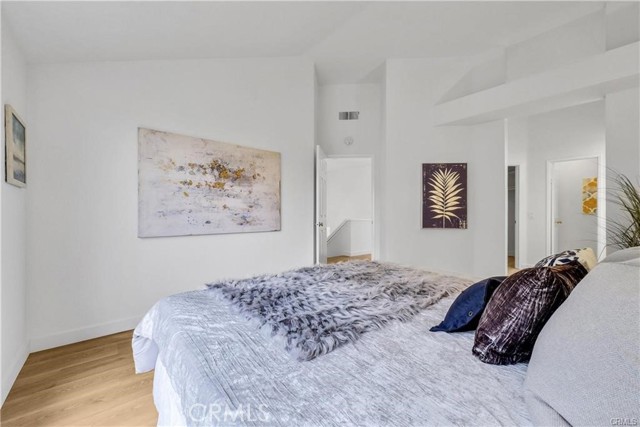 Detail Gallery Image 16 of 54 For 1005 S Rising Sun Ct, Anaheim,  CA 92808 - 3 Beds | 2/1 Baths