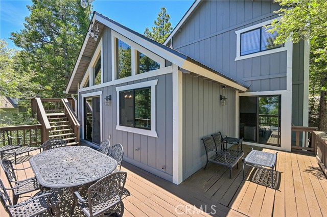 Detail Gallery Image 7 of 54 For 361 Grizzly Rd, Lake Arrowhead,  CA 92352 - 3 Beds | 3 Baths