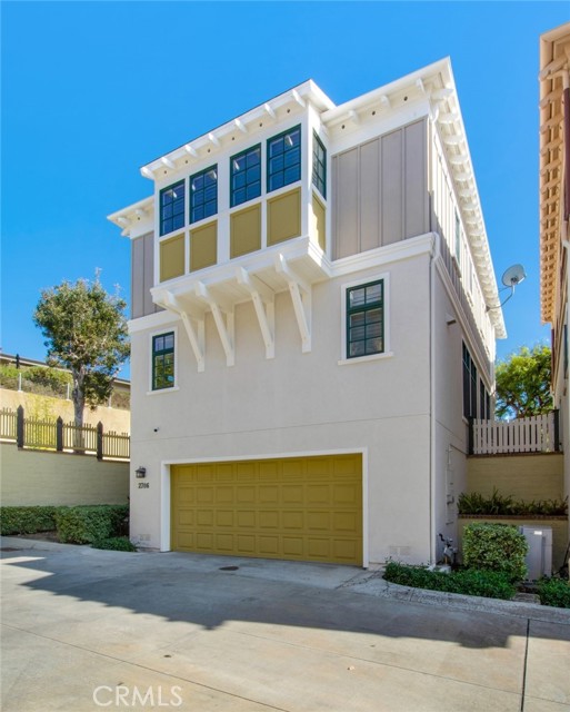 Detail Gallery Image 34 of 34 For 2706 Bungalow Pl, Corona Del Mar,  CA 92625 - 3 Beds | 2/1 Baths