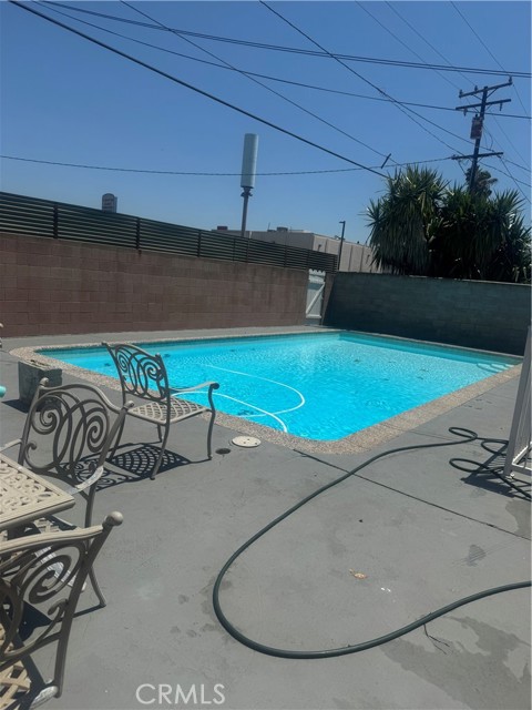 Front Image Thumbnail for CRIN25242890