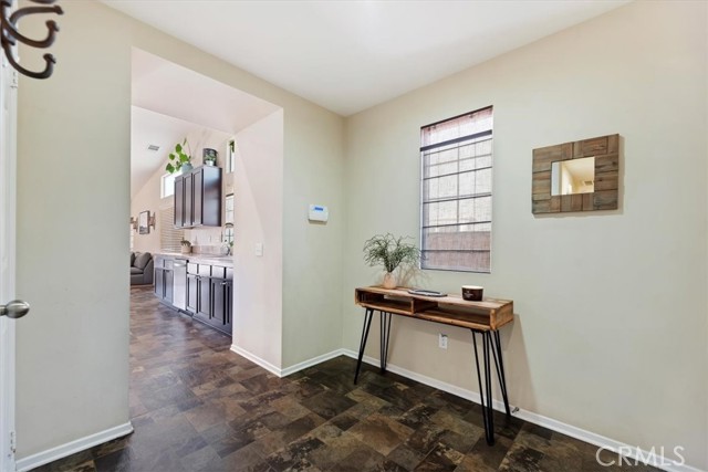 Detail Gallery Image 4 of 43 For 36359 Straightaway, Beaumont,  CA 92223 - 4 Beds | 2 Baths