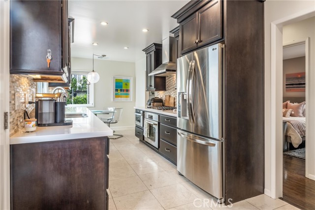 316 7th Street, Manhattan Beach, California 90266, 3 Bedrooms Bedrooms, ,2 BathroomsBathrooms,Residential,Sold,7th,SB22117653