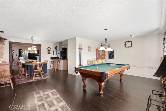 14432 Elmhurst Cir, Huntington Beach CA: https://media.crmls.org/medias/692ad988-1069-40c0-a964-a2f98dbf12c0.jpg