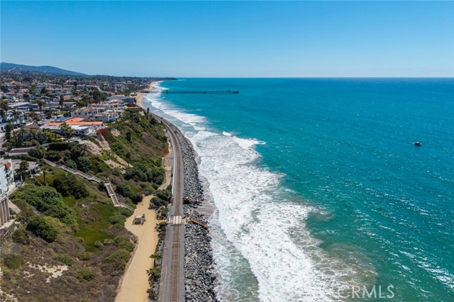 1412 Buena Vista, San Clemente CA: https://media.crmls.org/medias/692afa87-2d13-47bd-90e1-366385e19a9f.jpg