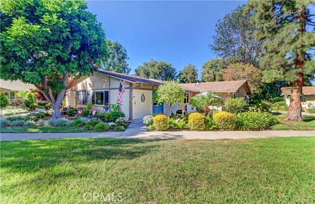 Detail Gallery Image 1 of 1 For 131 Avenida Majorca #C,  Laguna Woods,  CA 92637 - 2 Beds | 1 Baths