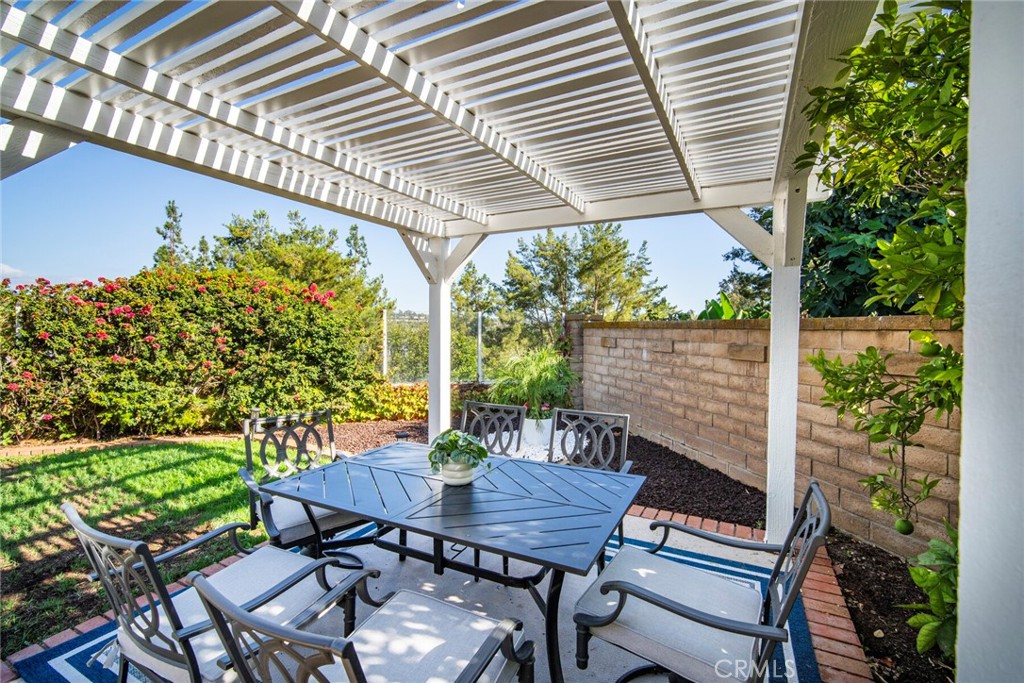 692b8165 4a5b 4e79 9b7f 301f26118684