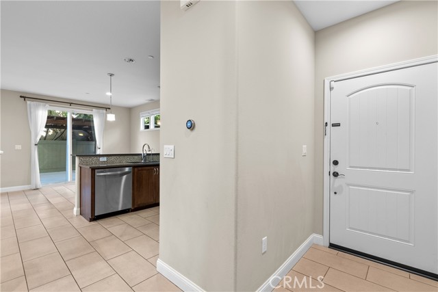 Detail Gallery Image 4 of 38 For 21207 Ingomar Ct, Canoga Park,  CA 91304 - 4 Beds | 3 Baths