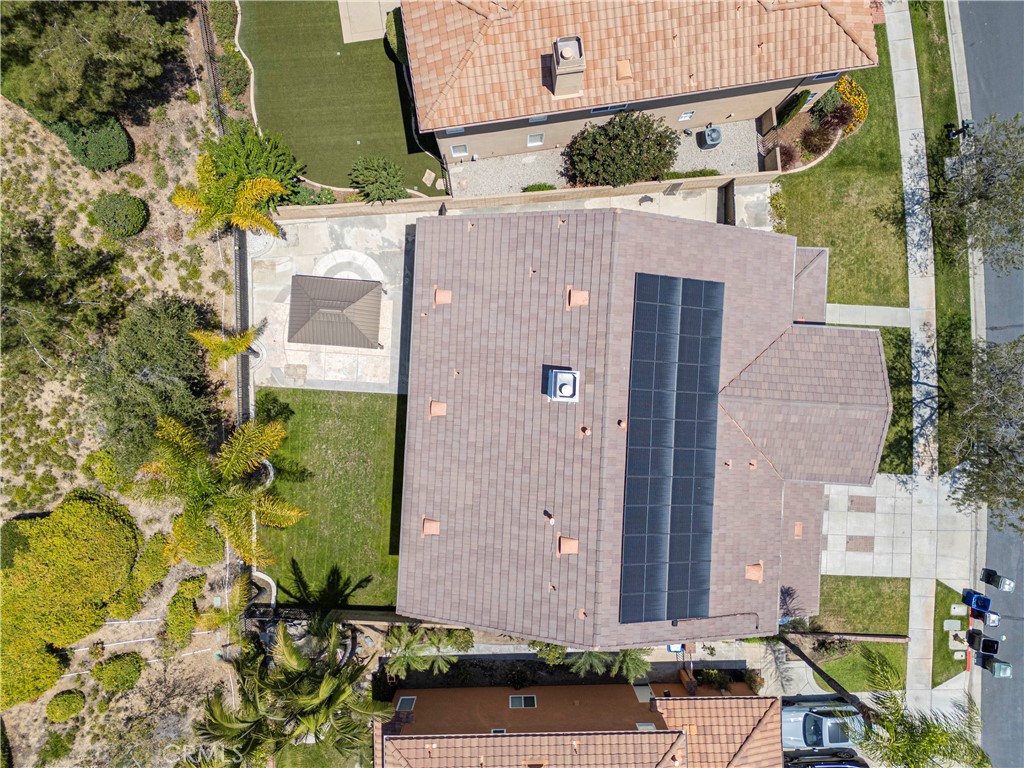 https://media.crmls.org/medias/692d6ded-8269-42fa-9e8c-14a2066eea3f.jpg?preset=X-Large