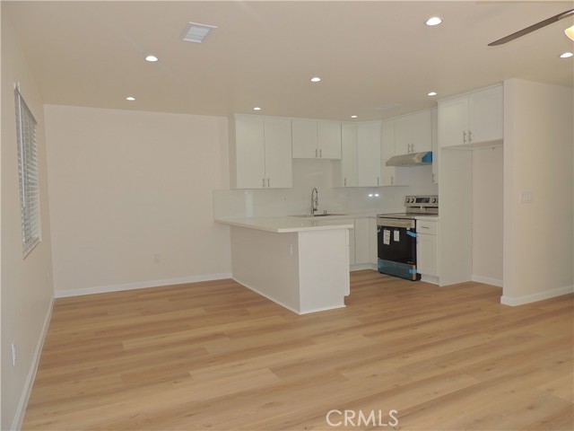 Detail Gallery Image 13 of 27 For 27871 1/2 Galeton, Canyon Country,  CA 91387 - 2 Beds | 2 Baths