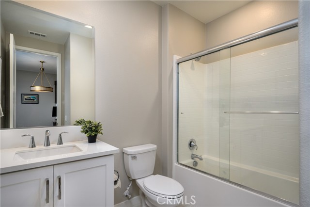 Detail Gallery Image 28 of 47 For 413 Transport, Tustin,  CA 92782 - 4 Beds | 4 Baths