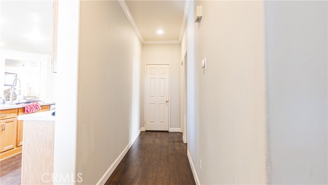 12936 Tehachapi Street, Hesperia CA: https://media.crmls.org/medias/692fb567-f391-4750-b491-950160eed473.jpg
