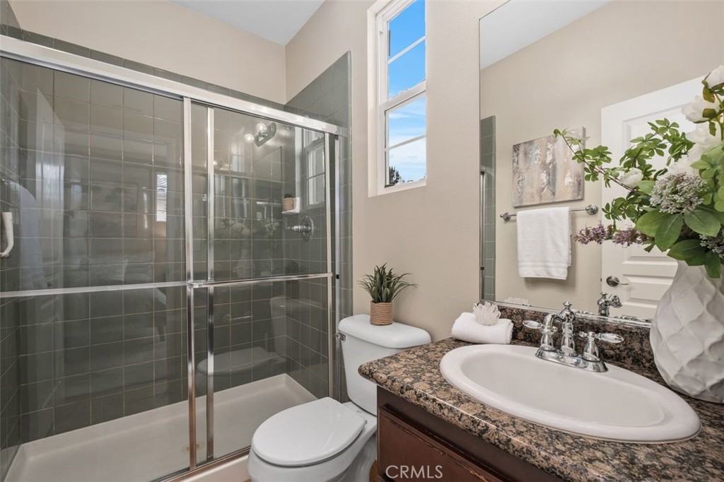 https://media.crmls.org/medias/69302c56-e352-44c8-9f89-28f40f7cb4f7.jpg?preset=X-Large
