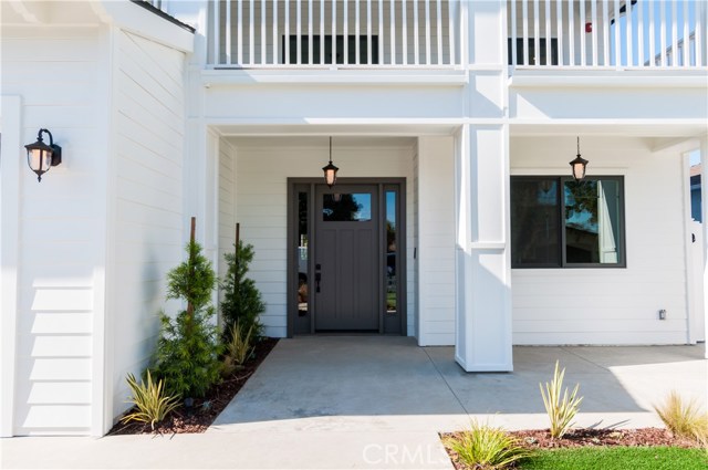1401 Lynngrove Drive, Manhattan Beach, California 90266, 5 Bedrooms Bedrooms, ,5 BathroomsBathrooms,Residential,Sold,Lynngrove,SB17035435