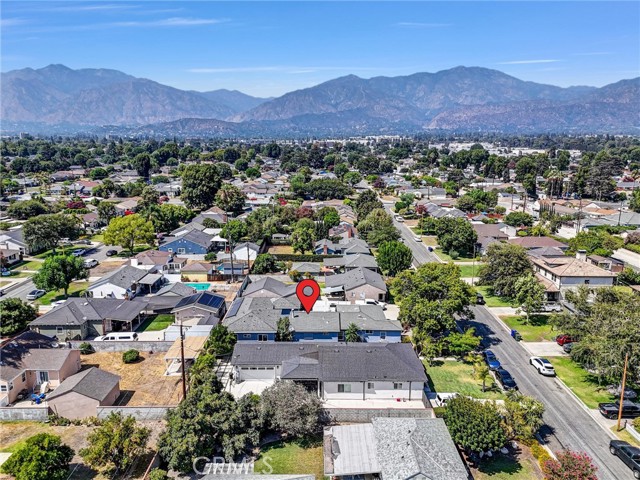 2451 Graydon Avenue, Monrovia CA: https://media.crmls.org/medias/69327e0c-2084-4c86-a52a-f42a1c6e7364.jpg