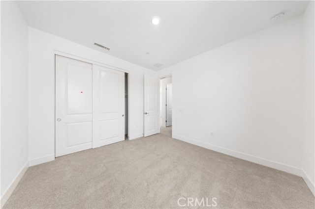 129 Great Park Blvd, Irvine CA: https://media.crmls.org/medias/6933baba-8ef1-40ac-a457-8877d71fbdad.jpg
