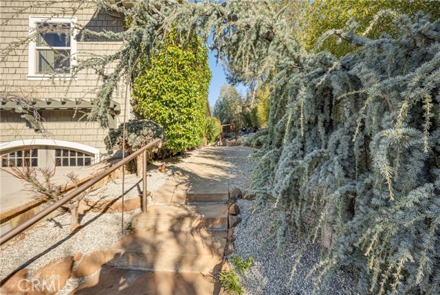 3420 Bergeson Court, Kelseyville CA: https://media.crmls.org/medias/6933e493-a0df-4085-b524-0171be9bc8ca.jpg