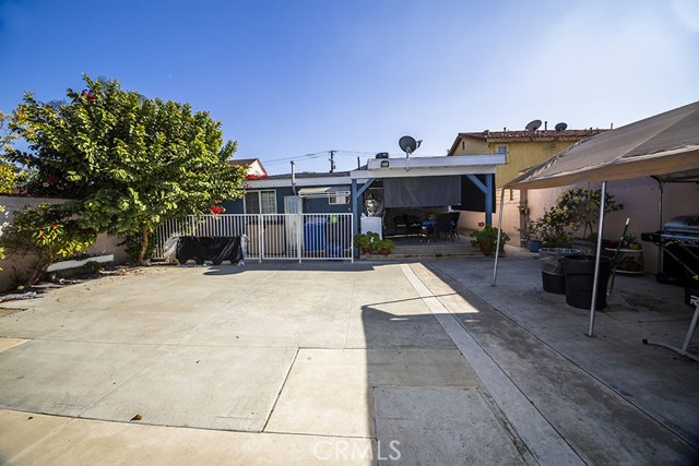 Detail Gallery Image 31 of 36 For 12057 Newmire, Norwalk,  CA 90650 - 4 Beds | 2 Baths