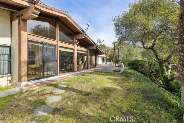 Detail Gallery Image 6 of 68 For 3978 Laguna Blanca, Santa Barbara,  CA 93110 - 12 Beds | 11/1 Baths