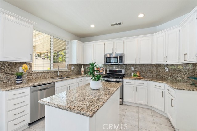 4262 Havenridge, Corona CA: https://media.crmls.org/medias/69343cbc-f57f-4661-94aa-45663d77c797.jpg