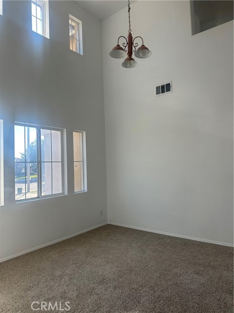 Detail Gallery Image 4 of 6 For 1713 Sand Key Ct, San Jacinto,  CA 92582 - 5 Beds | 3 Baths