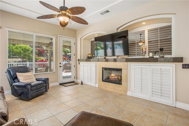 2012 Melbourne Circle, Banning CA: https://media.crmls.org/medias/693516e2-59e8-48e9-ac69-cf731f11de1e.jpg