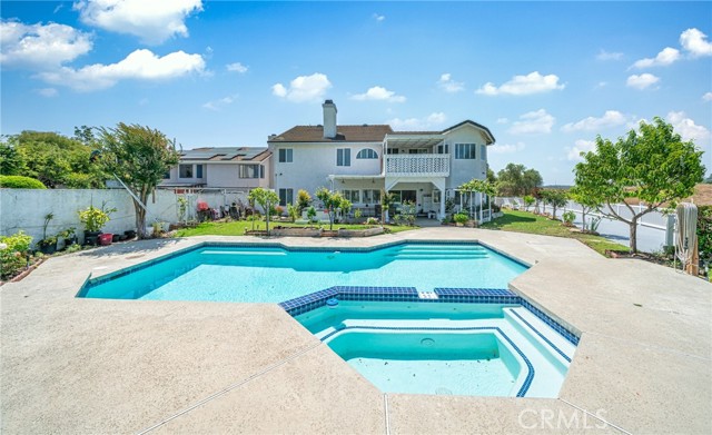 24300 Knoll Court, Diamond Bar CA: https://media.crmls.org/medias/69355ab4-4c8d-4171-a52d-00aee71360c2.jpg