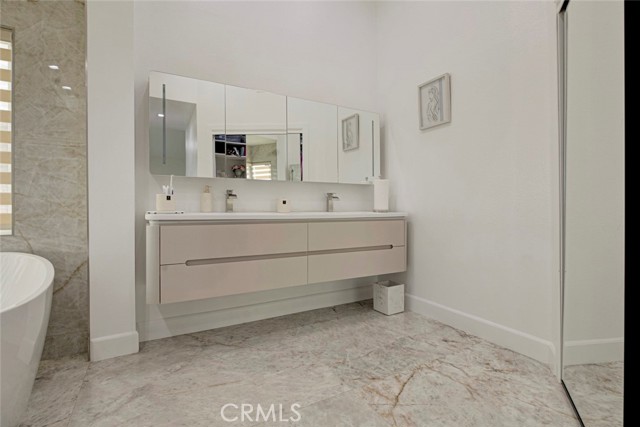 Detail Gallery Image 44 of 63 For 28030 Kenton, Saugus,  CA 91350 - 5 Beds | 3 Baths