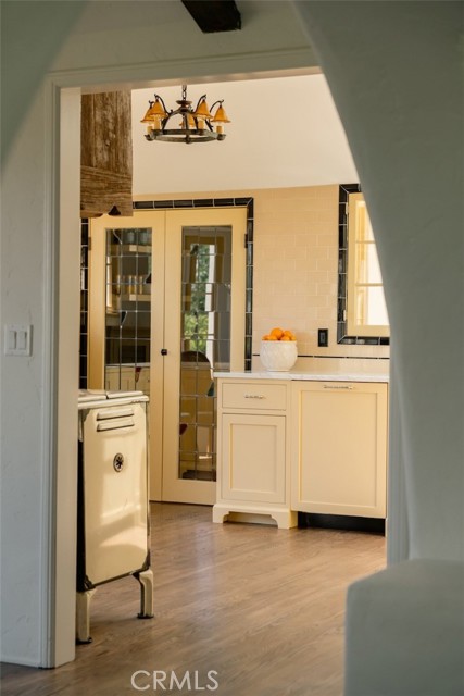 15113 Encanto Drive, Sherman Oaks CA: https://media.crmls.org/medias/6936960d-6d4a-4908-91d3-0767624dcfcc.jpg