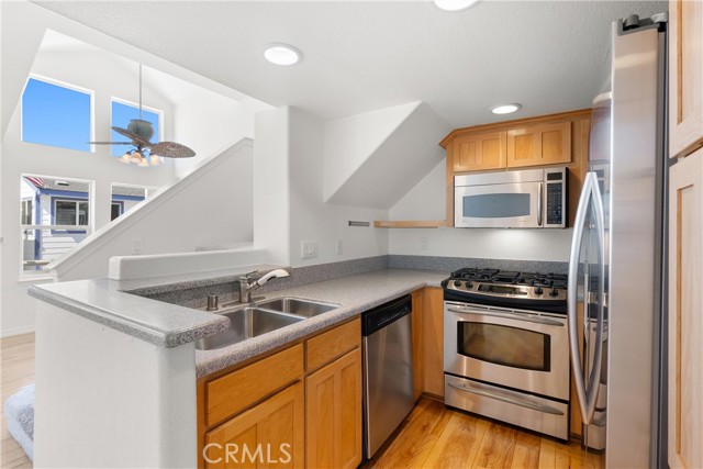 45 Drake Street, Newport Beach CA: https://media.crmls.org/medias/6936c6ca-a9f3-49c0-bb02-985b1e6a4482.jpg