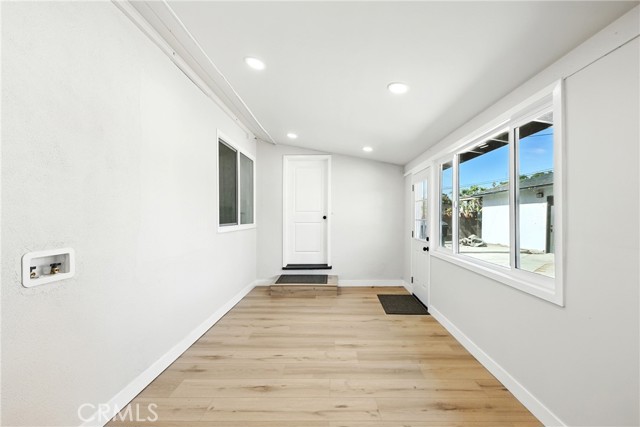 9533 Paramount Boulevard, Downey CA: https://media.crmls.org/medias/693702ac-7a2d-4716-aefe-0b5b81c0e149.jpg