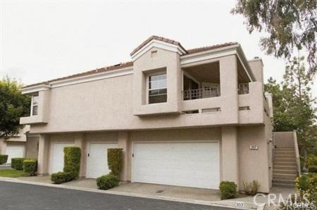 107 Lehigh Aisle, Irvine CA: https://media.crmls.org/medias/6937c726-34ea-46d3-ba95-0aff96f6b612.jpg