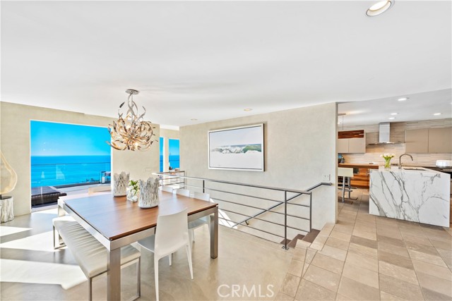 Detail Gallery Image 13 of 57 For 535 Dunnegan Dr, Laguna Beach,  CA 92651 - 4 Beds | 3/1 Baths