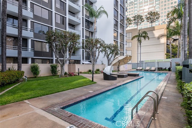 Detail Gallery Image 42 of 57 For 343 Pioneer Dr #504,  Glendale,  CA 91203 - 3 Beds | 2 Baths