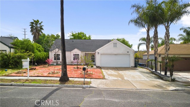 1108 Massachusetts Ave, Riverside, CA 92507