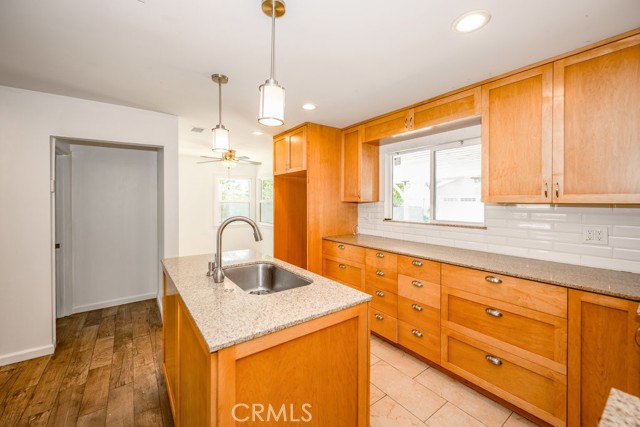 328 Joella Street, Monrovia CA: https://media.crmls.org/medias/69394386-71b9-44f6-a4cf-58e7cd27132a.jpg