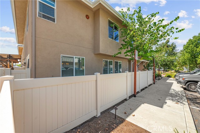 Detail Gallery Image 4 of 39 For 1312 Shoshone Falls Dr, Ramona,  CA 92065 - 3 Beds | 2/1 Baths