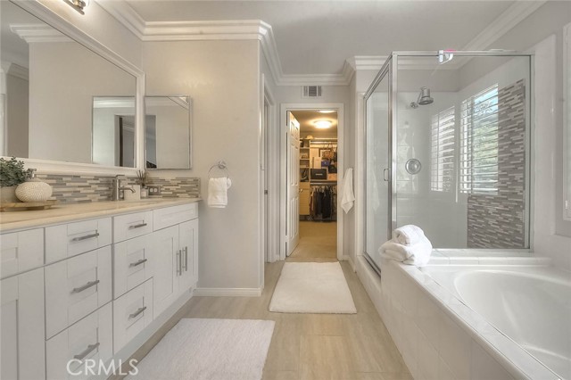 Detail Gallery Image 24 of 39 For 32 Hillsdale, Irvine,  CA 92602 - 4 Beds | 2/1 Baths