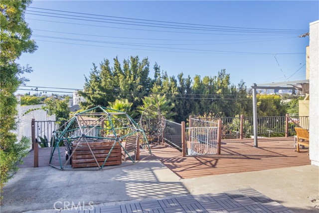 Detail Gallery Image 26 of 31 For 1209 S Longwood Ave, Los Angeles,  CA 90019 - 3 Beds | 2 Baths