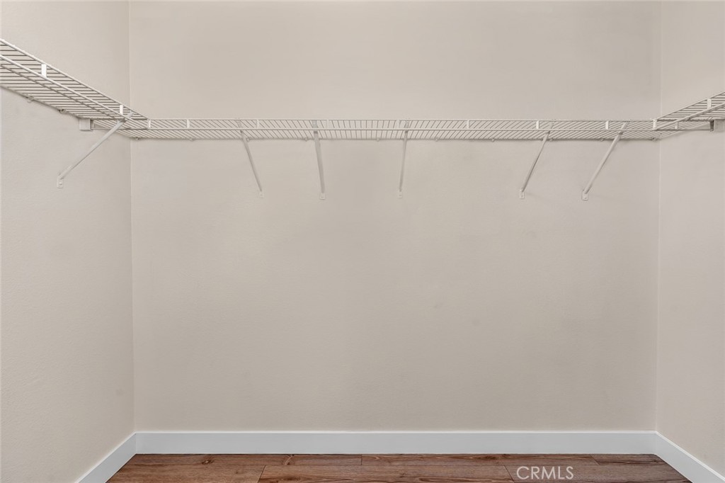 https://media.crmls.org/medias/693a7547-0758-454f-a306-c71c576f4540.jpg?preset=X-Large