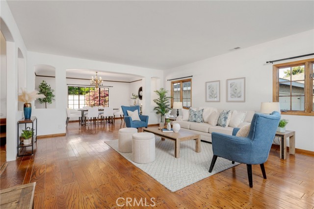 3229 Raintree Avenue, Torrance CA: https://media.crmls.org/medias/693a8c72-b7d2-445f-b844-cf8371d364cc.jpg