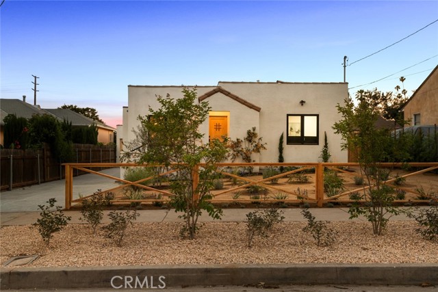 Detail Gallery Image 1 of 37 For 6652 Hough St, Los Angeles,  CA 90042 - 3 Beds | 3 Baths