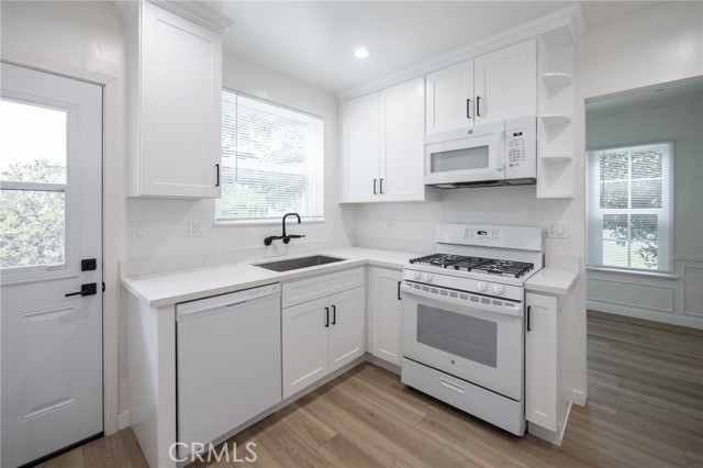 Detail Gallery Image 16 of 23 For 4124 Los Feliz Bld, Los Angeles,  CA 90027 - – Beds | – Baths