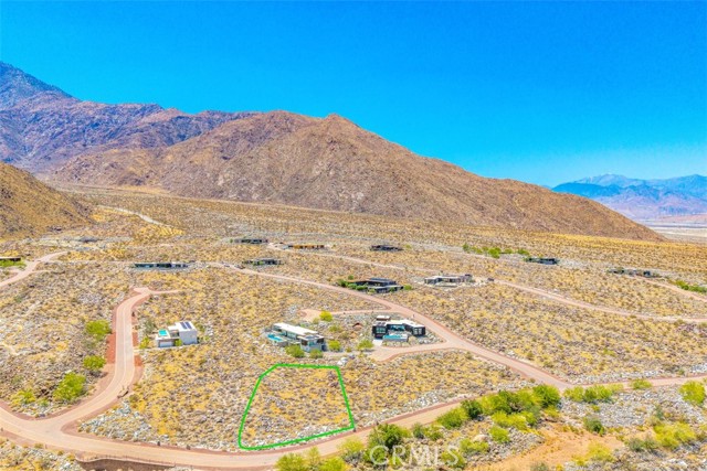1961 Vista Palisades Drive, Palm Springs CA: https://media.crmls.org/medias/693b07e5-17e5-4f89-9668-0b5c74761b93.jpg