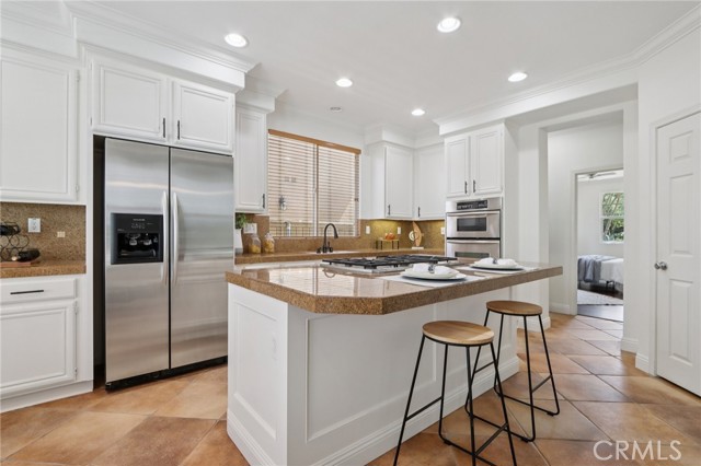 Detail Gallery Image 20 of 75 For 1041 Stanislaus Dr., Corona,  CA 92881 - 7 Beds | 4 Baths