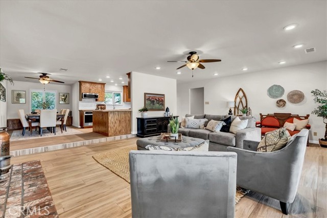 1328 S Cotta Street, Visalia CA: https://media.crmls.org/medias/693bb522-7764-4458-99ec-1f4dd17d5f9a.jpg