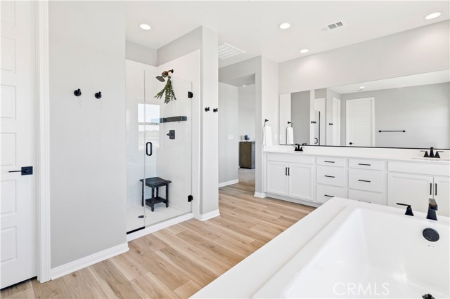 39463 Dayspring Way, Temecula CA: https://media.crmls.org/medias/693bd86f-5ce8-4807-8d31-76187e8fbda7.jpg
